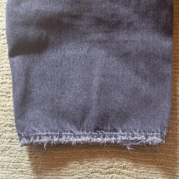 Women’s Weekday Oblique v shaped low waist barrel leg jeans - Picture 5 of 7